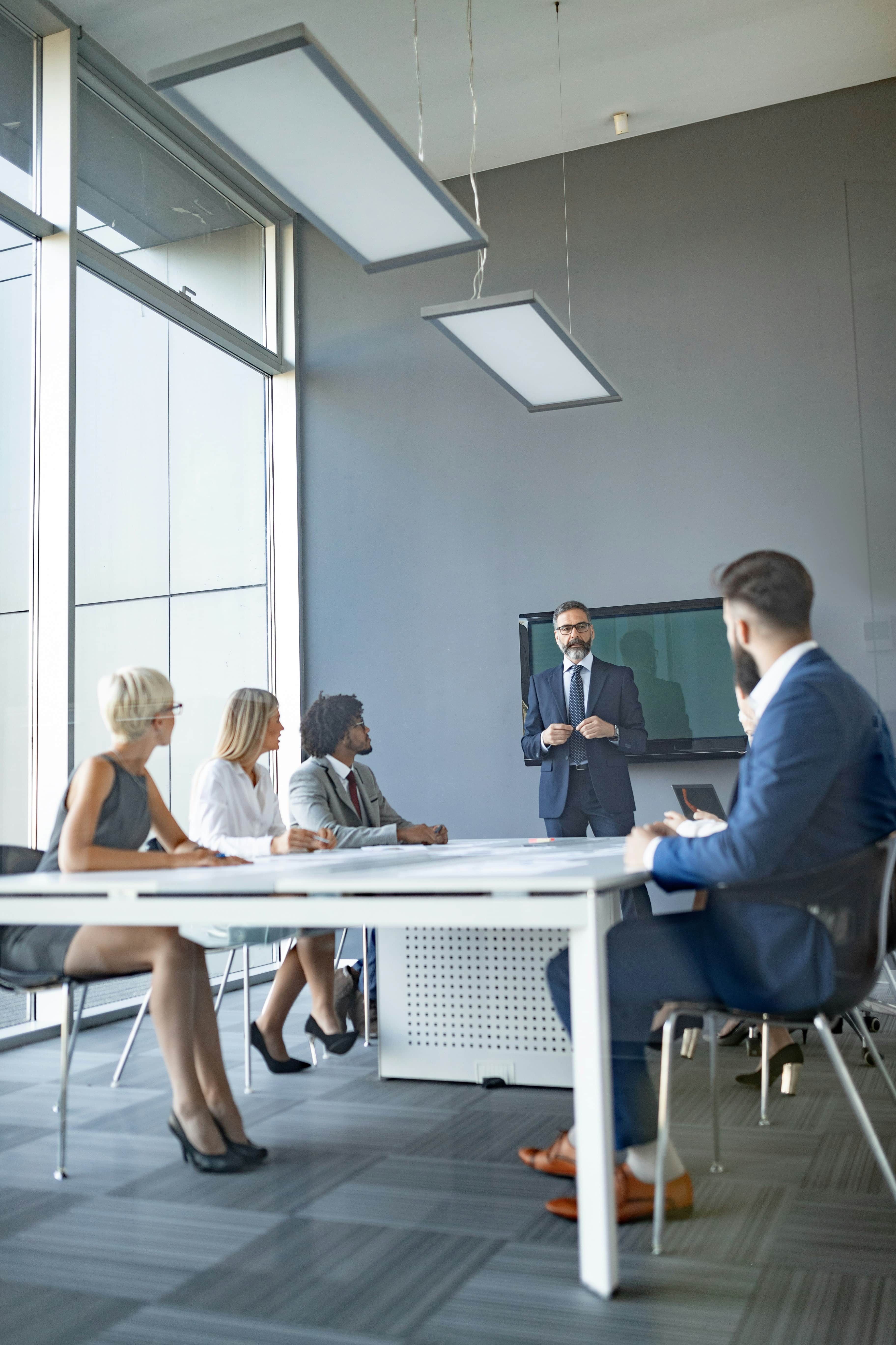 Laboratory audit lead presenting process findings